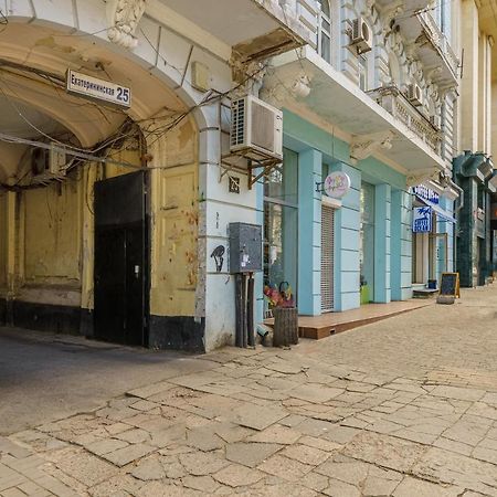 Apartment Near Deribasovskaya Одесса Экстерьер фото