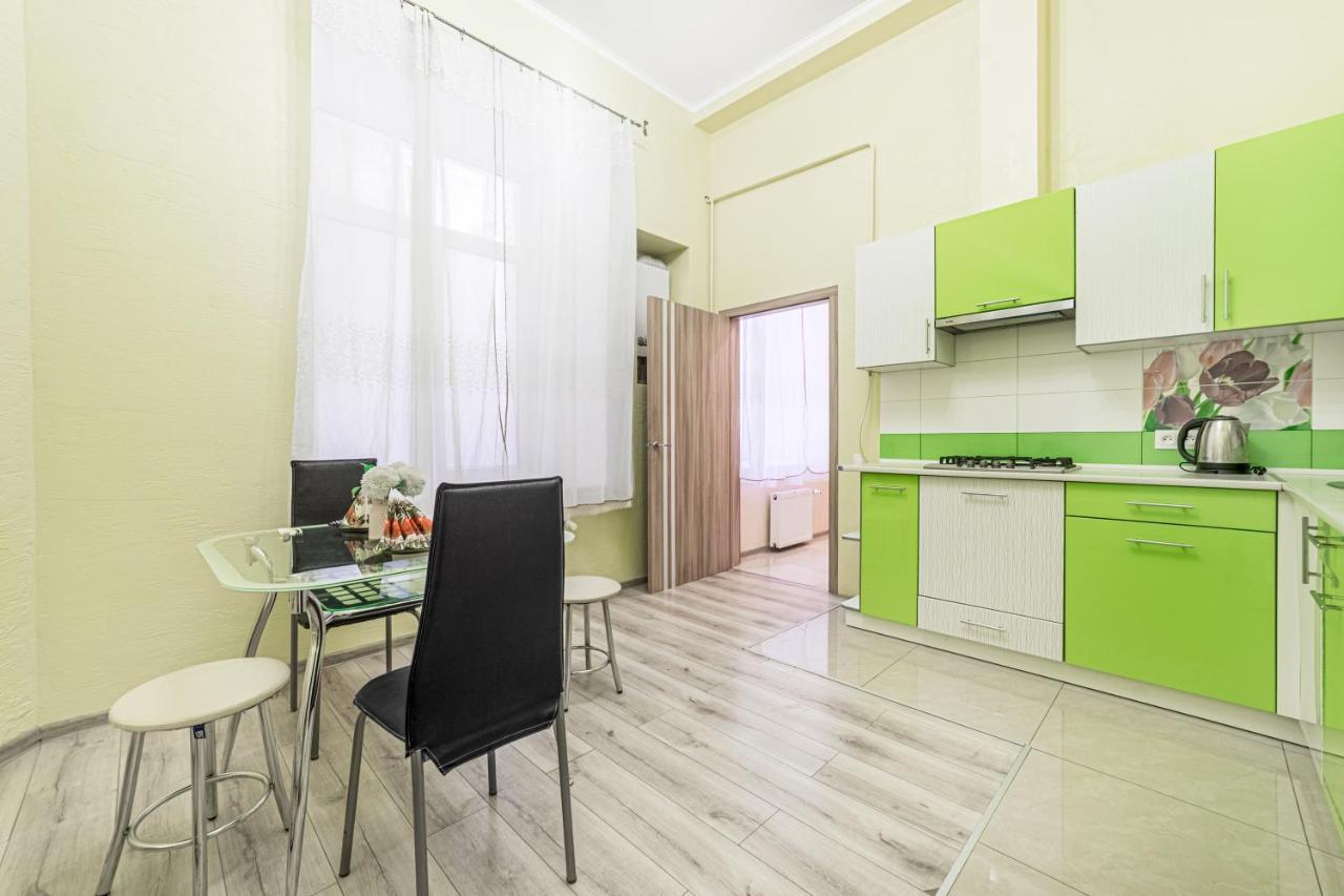 Apartment Near Deribasovskaya Одесса Экстерьер фото